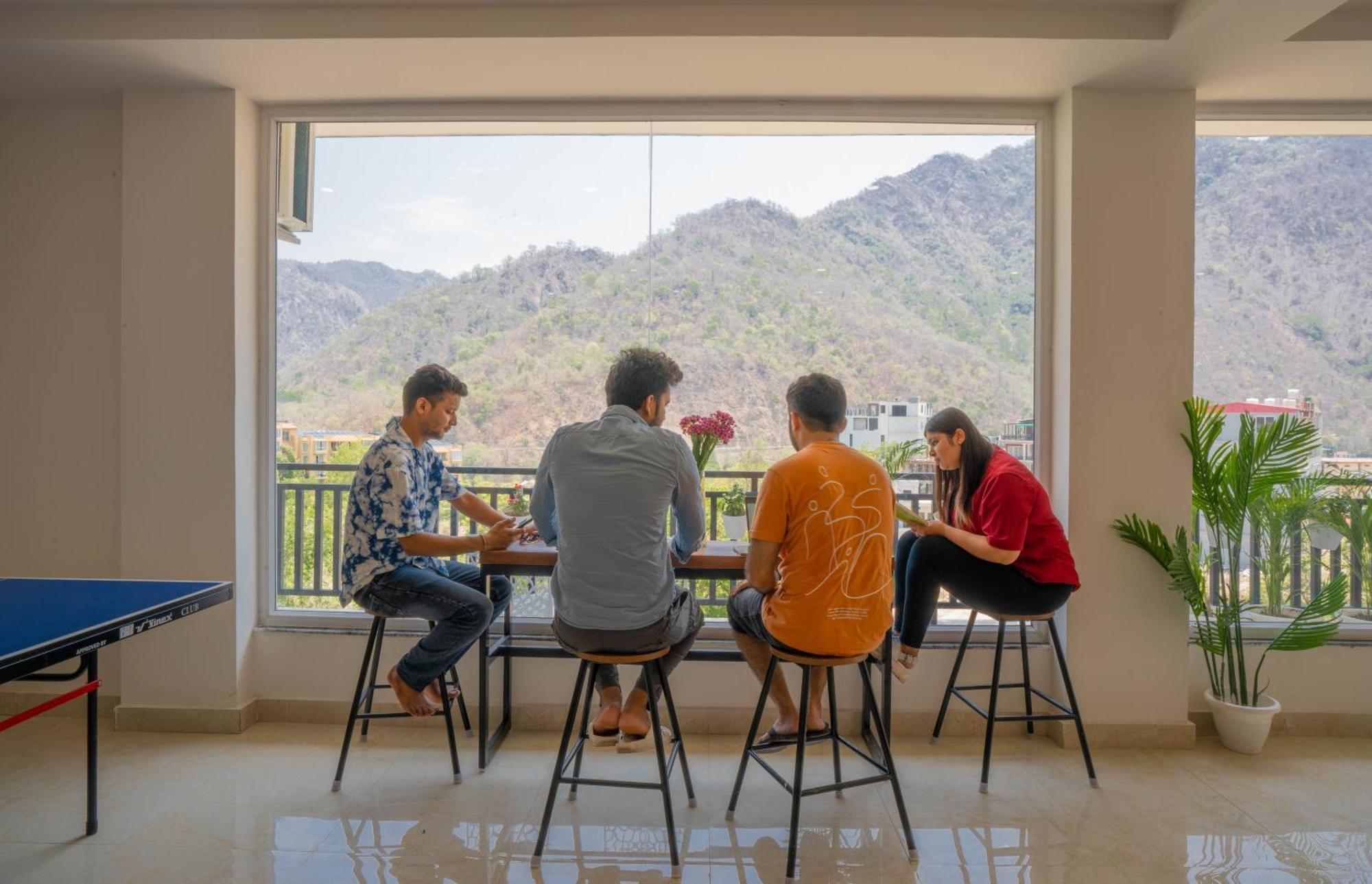 Perfectstayz Alpine Near Laxman Jhula Rishīkesh Buitenkant foto