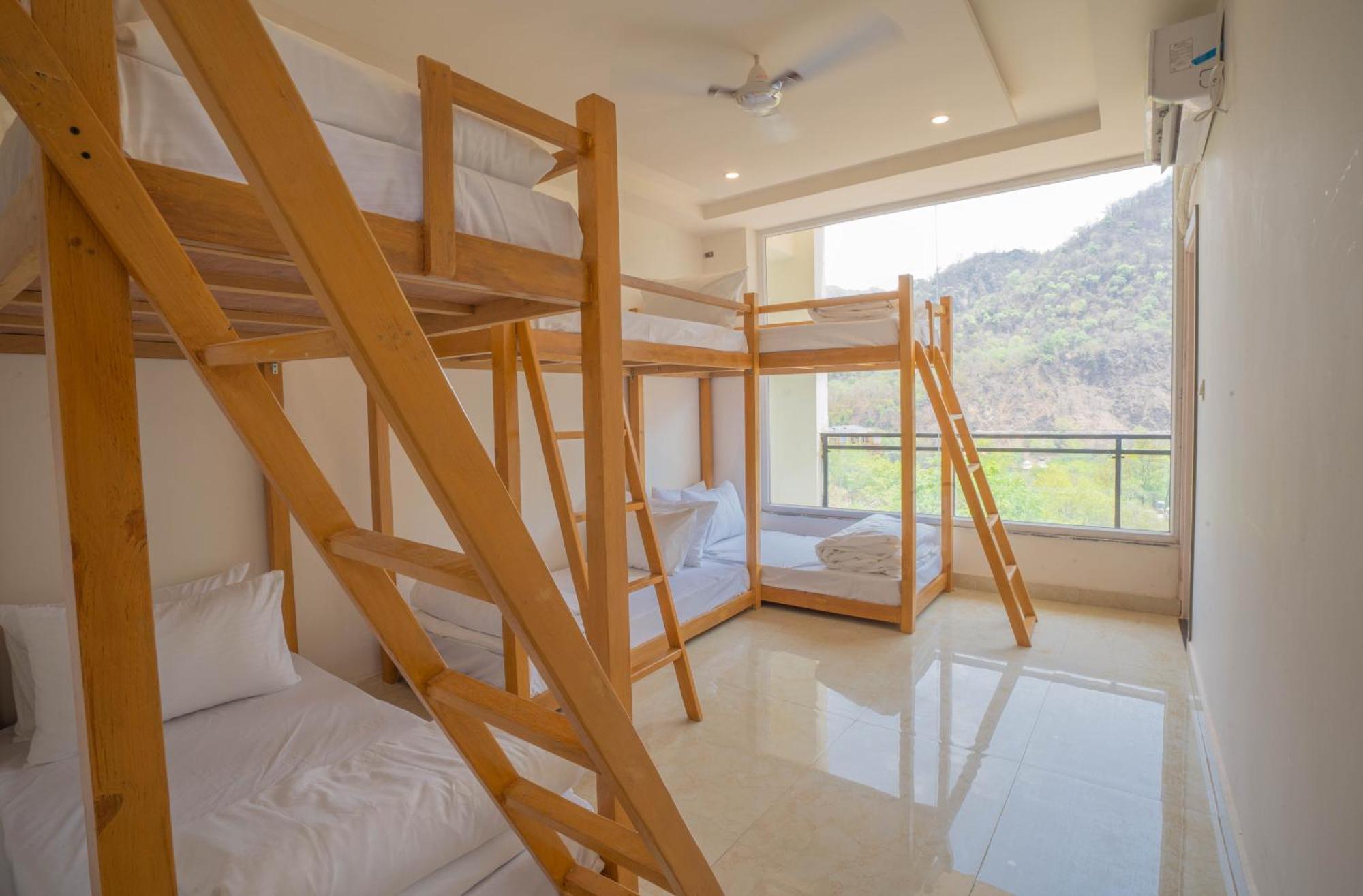 Perfectstayz Alpine Near Laxman Jhula Rishīkesh Buitenkant foto