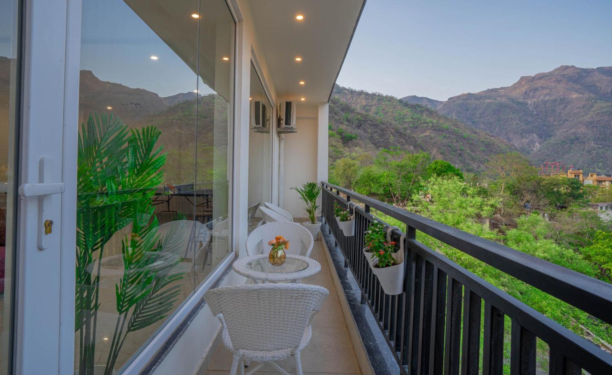 Perfectstayz Alpine Near Laxman Jhula Rishīkesh Buitenkant foto