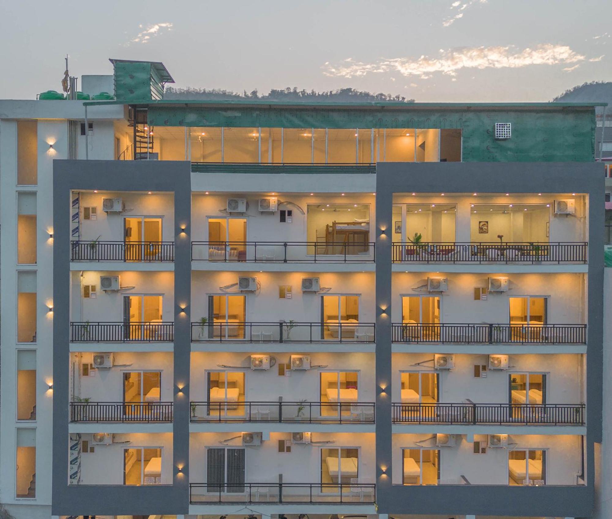 Perfectstayz Alpine Near Laxman Jhula Rishīkesh Buitenkant foto