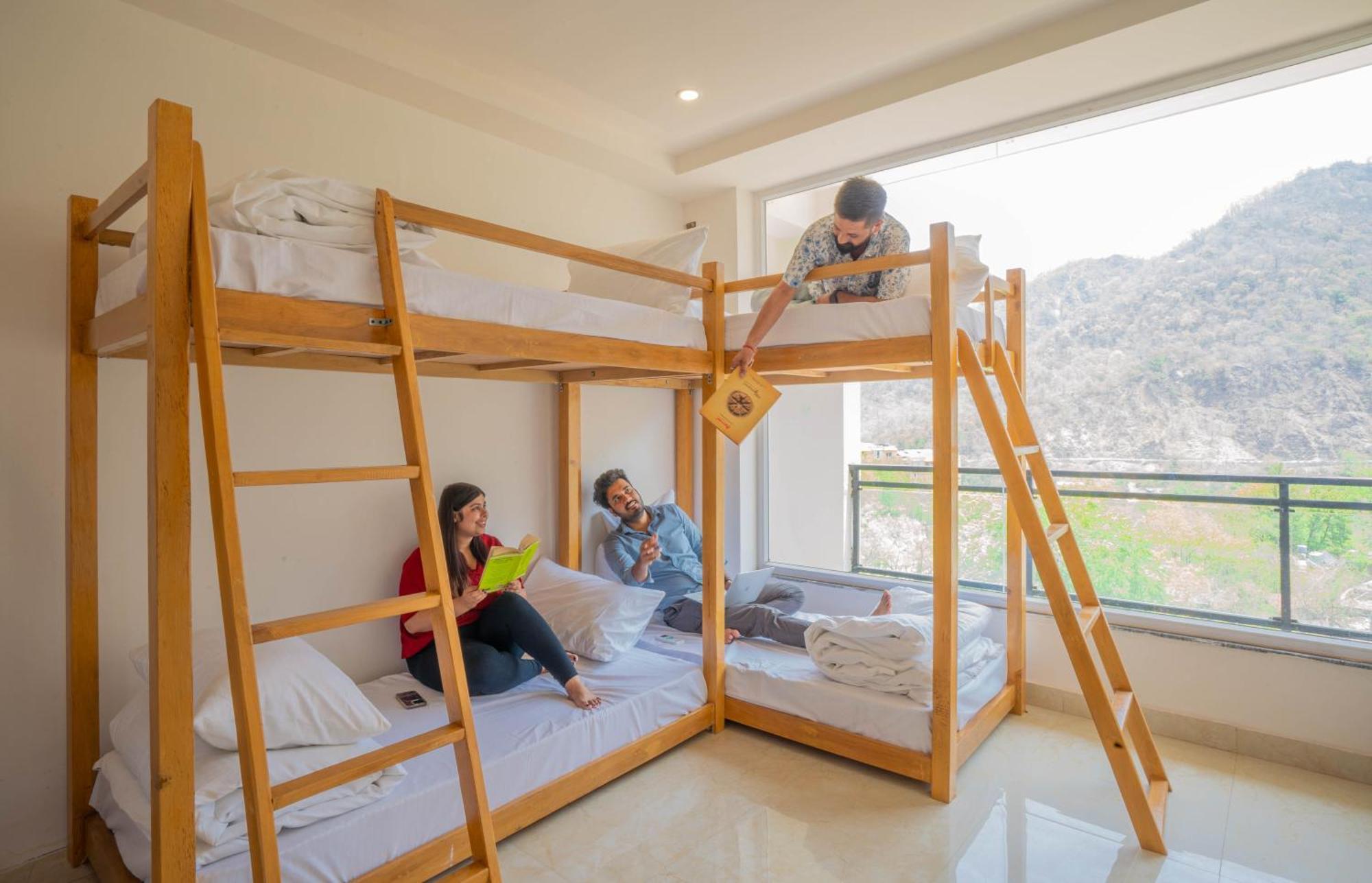 Perfectstayz Alpine Near Laxman Jhula Rishīkesh Buitenkant foto