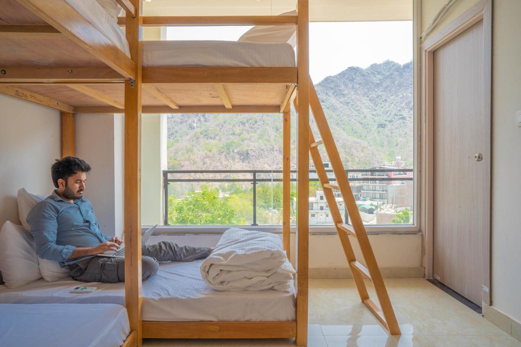 Perfectstayz Alpine Near Laxman Jhula Rishīkesh Buitenkant foto