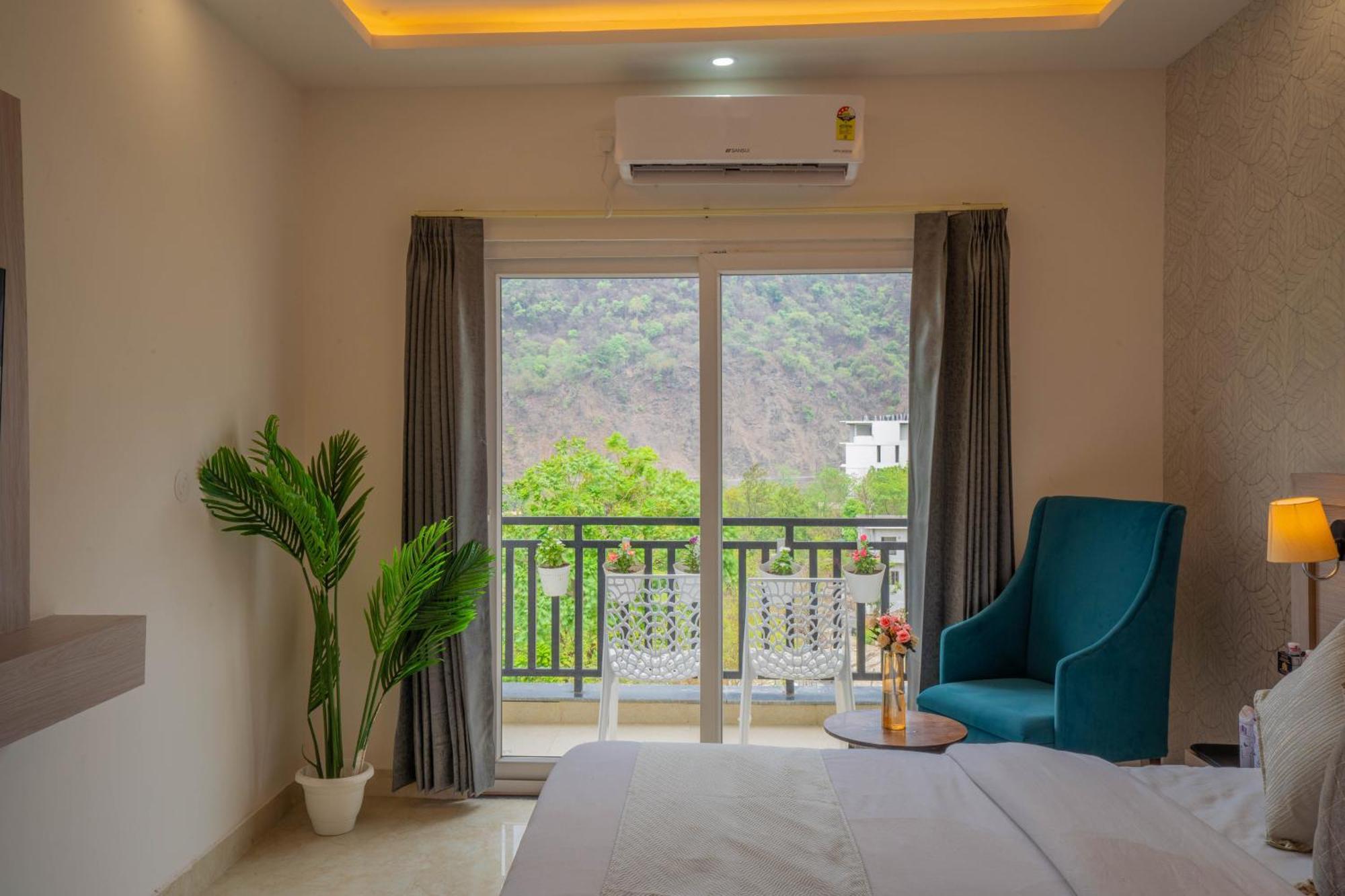 Perfectstayz Alpine Near Laxman Jhula Rishīkesh Buitenkant foto